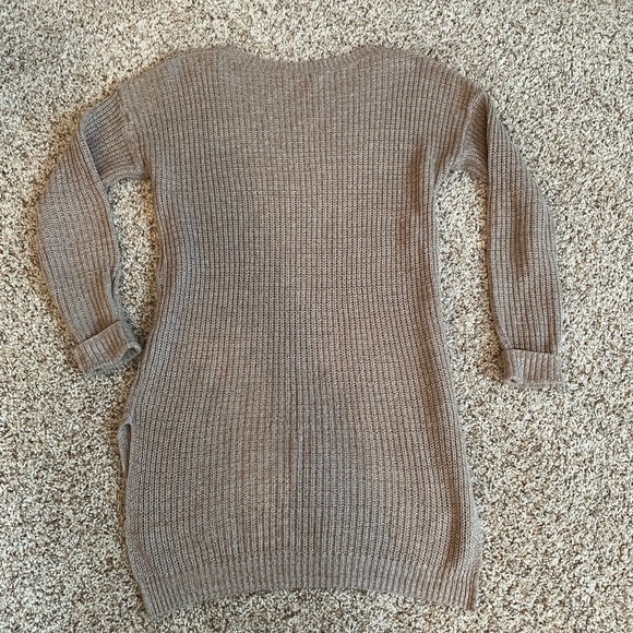 BP sweater - Picture 4 of 4